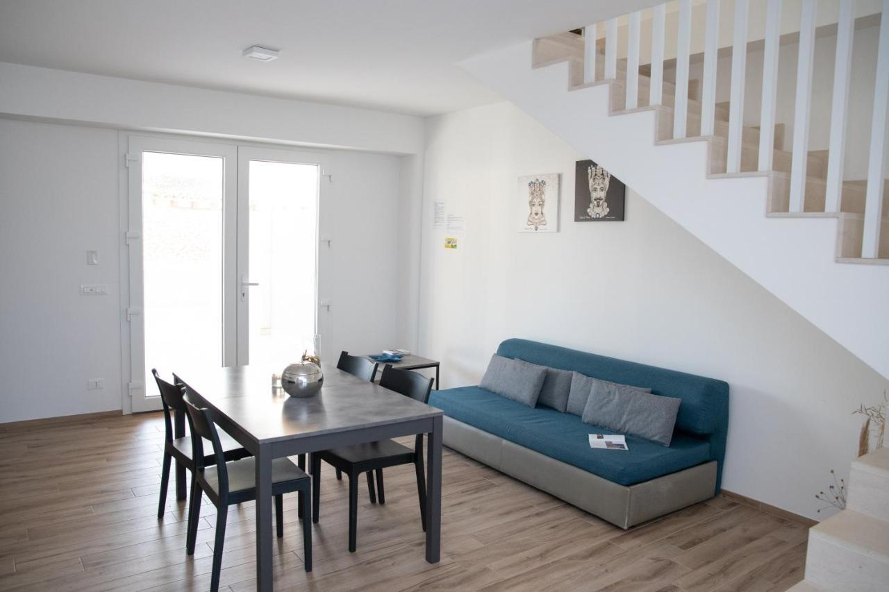 Appartement Casa Malaga à Marina di Ragusa Extérieur photo