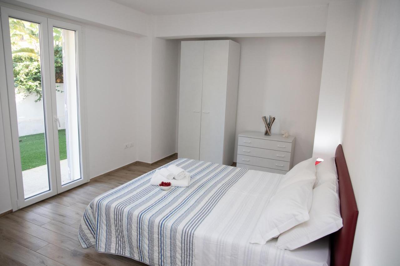 Appartement Casa Malaga à Marina di Ragusa Extérieur photo